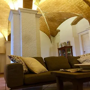 https://podere-casa-bianca.it-tuscanyhotel.com